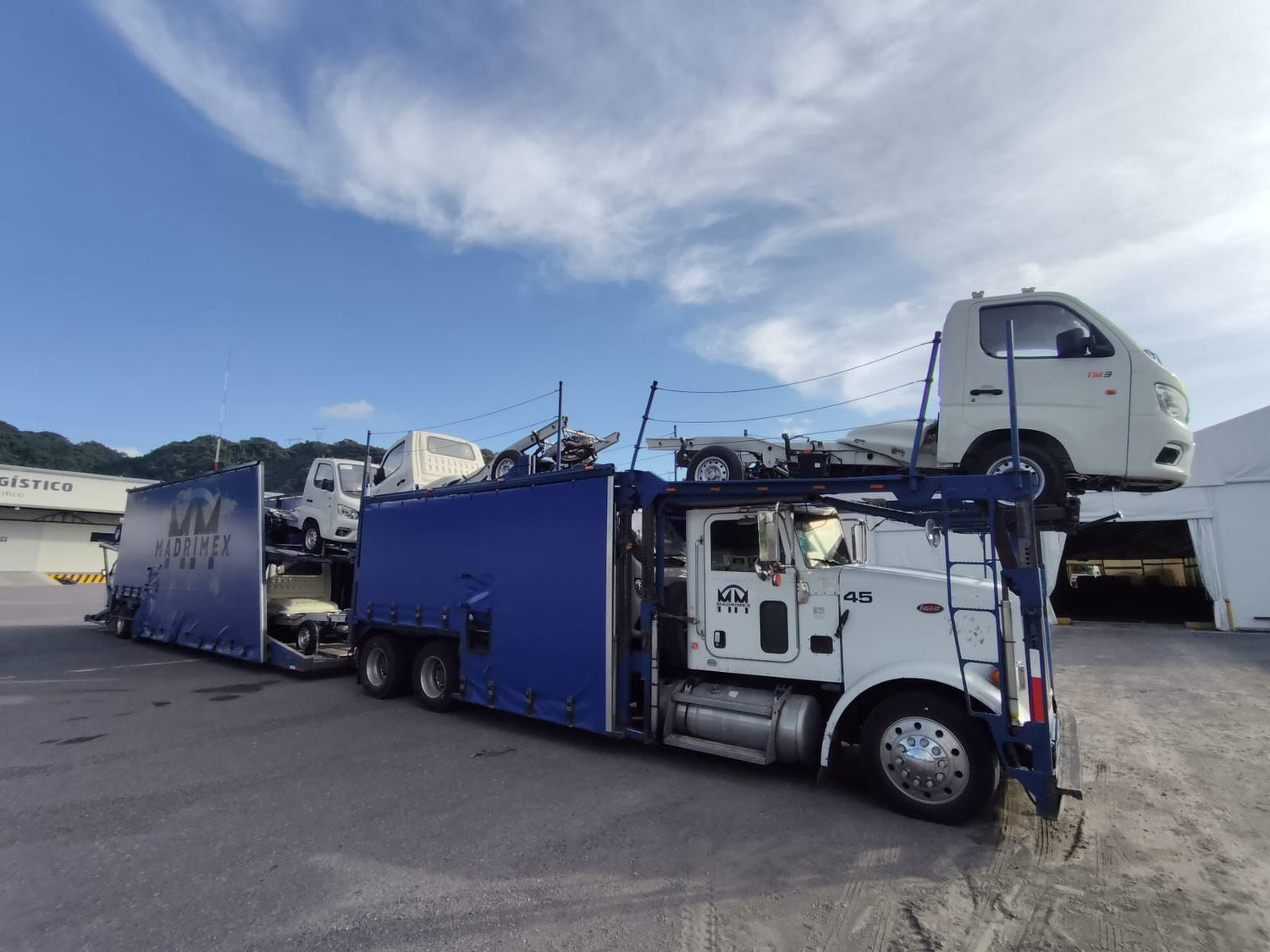 WhatsApp Image 2025-12-06 at 1.21.49 PM.jpeg__PID:e4ff9c77-39d4-49f7-8988-a4cf812fd53a